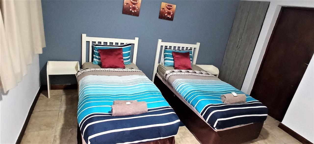 Tri M Waves Lodge Понта-ду-Оуро Экстерьер фото