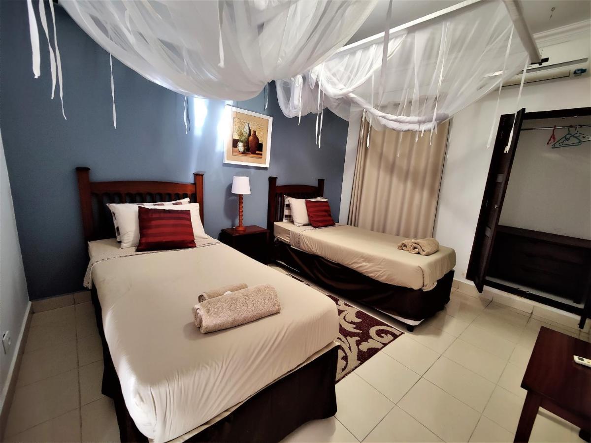 Tri M Waves Lodge Понта-ду-Оуро Экстерьер фото